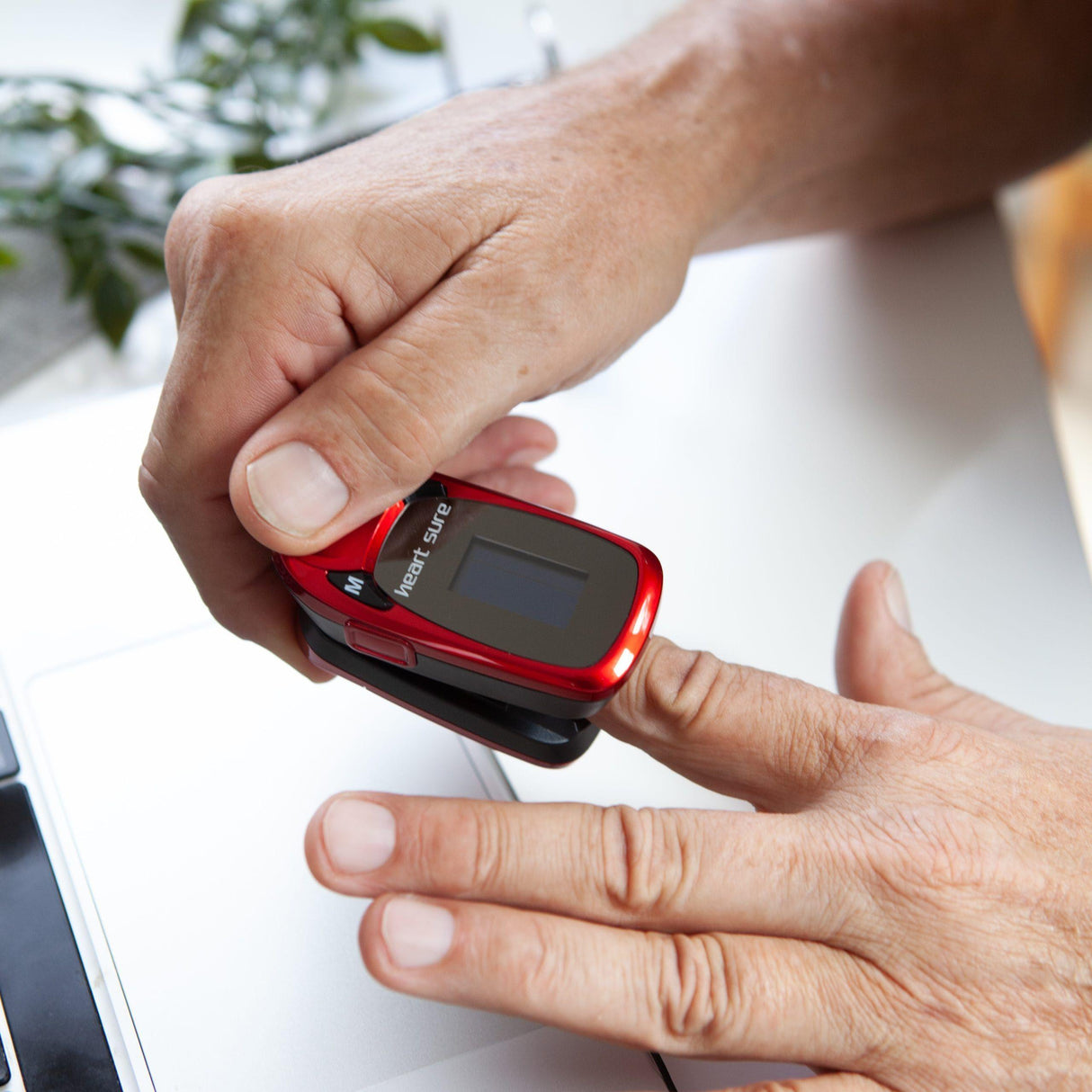 Heart Sure Pulse Oximeter - Paramedic Shop